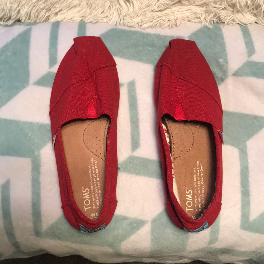 TOMS
